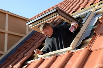Pose de fenêtres de toit Velux au Mesnil-Garnier